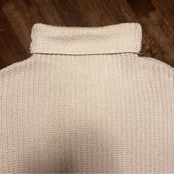 Free People Swim Too Deep Oversized Chunky Knit Sweater Tan M Cowl Mock Neck - Picture 8 of 14